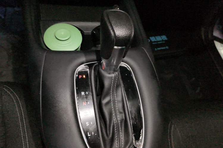 Used Honda ZR-V 2022 1.5T CVT Elite Edition Gear Lever