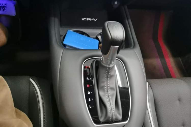 Used Honda ZR-V 2022 1.5T CVT Elite Edition Gear Lever