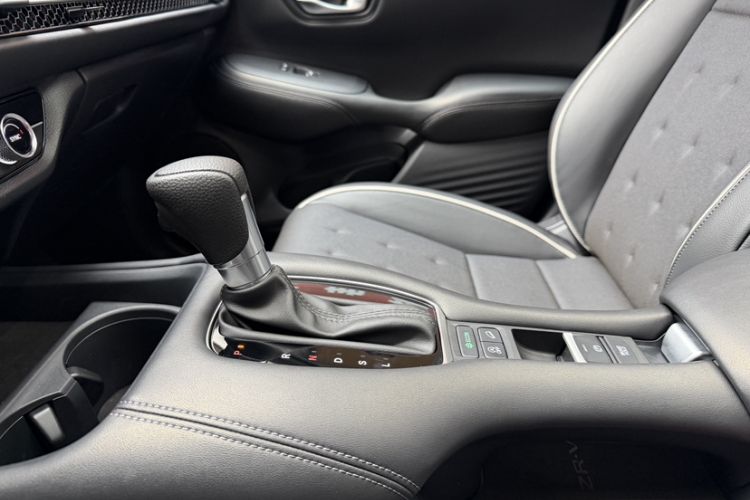 Used Honda ZR-V 2022 1.5T CVT Luxury Edition Gear Lever