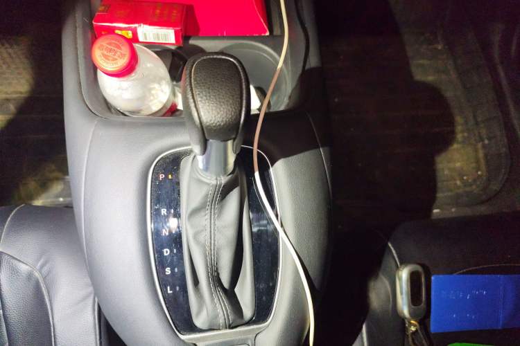 Used Honda ZR-V 2022 1.5T CVT Elite Edition Gear Lever
