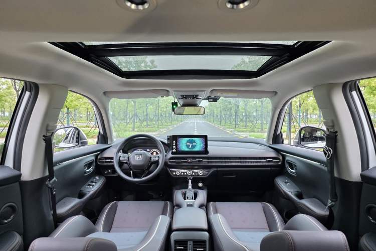 Used Honda ZR-V 2022 1.5T CVT Luxury Edition Headliner