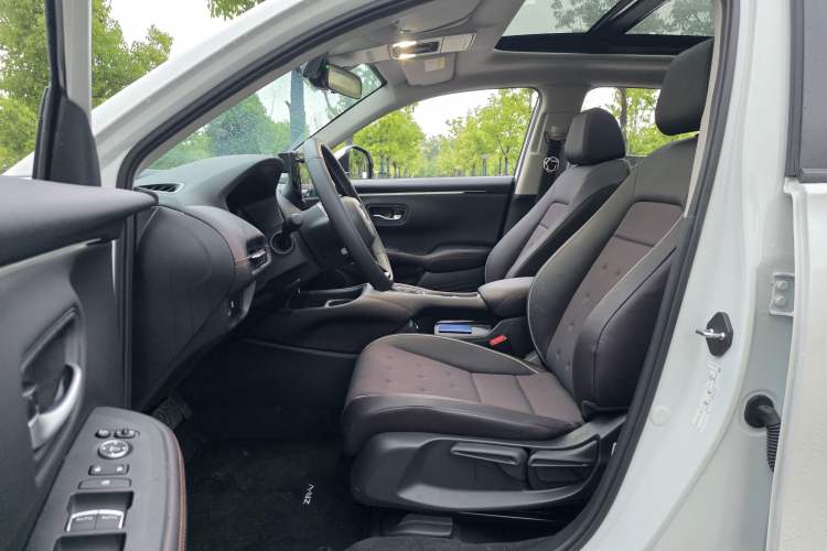 Used Honda ZR-V 2022 1.5T CVT Luxury Edition Interior 1