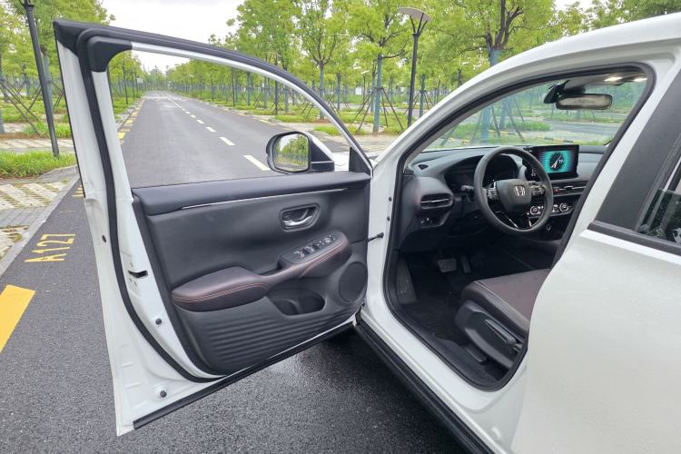 Used Honda ZR-V 2022 1.5T CVT Luxury Edition Interior 3