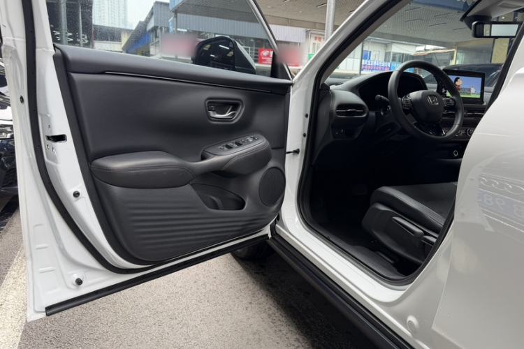 Used Honda ZR-V 2022 1.5T CVT Luxury Edition Interior 4