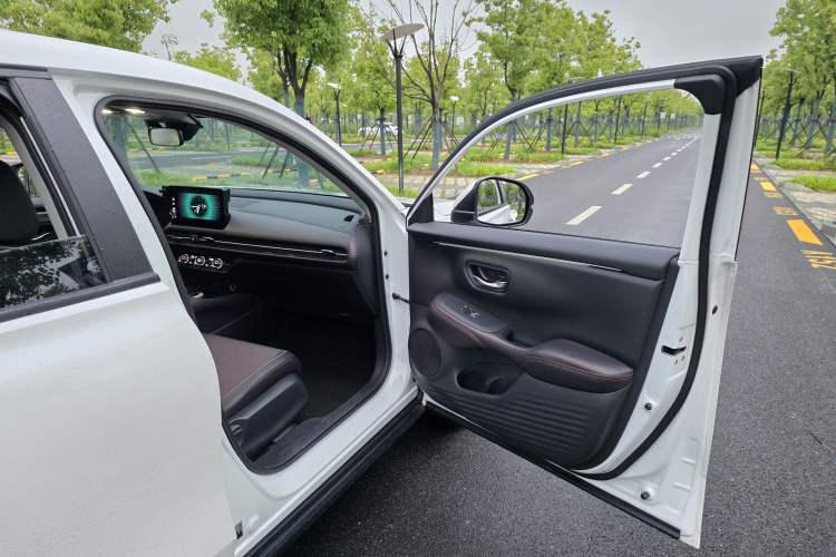 Used Honda ZR-V 2022 1.5T CVT Luxury Edition Interior 7