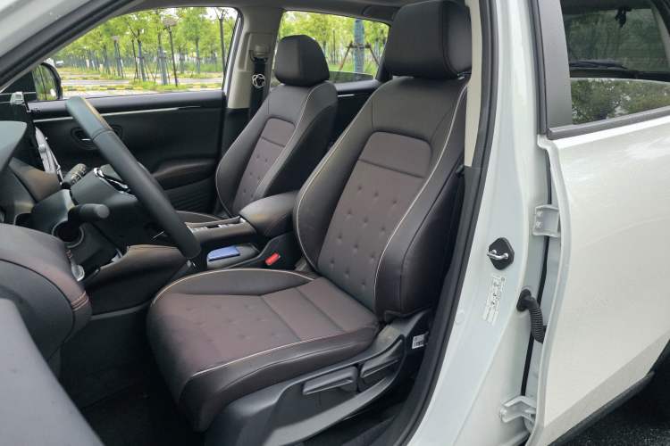 Used Honda ZR-V 2022 1.5T CVT Luxury Edition Left Front Seat