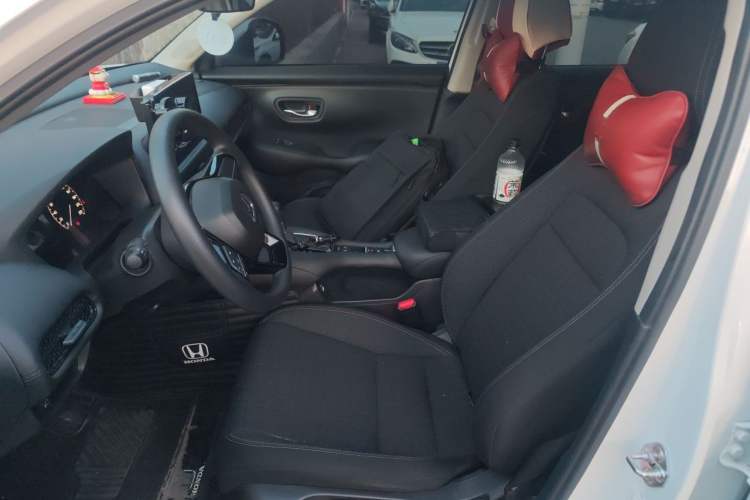 Used Honda ZR-V 2022 1.5T CVT Elite Edition Left Front Seat