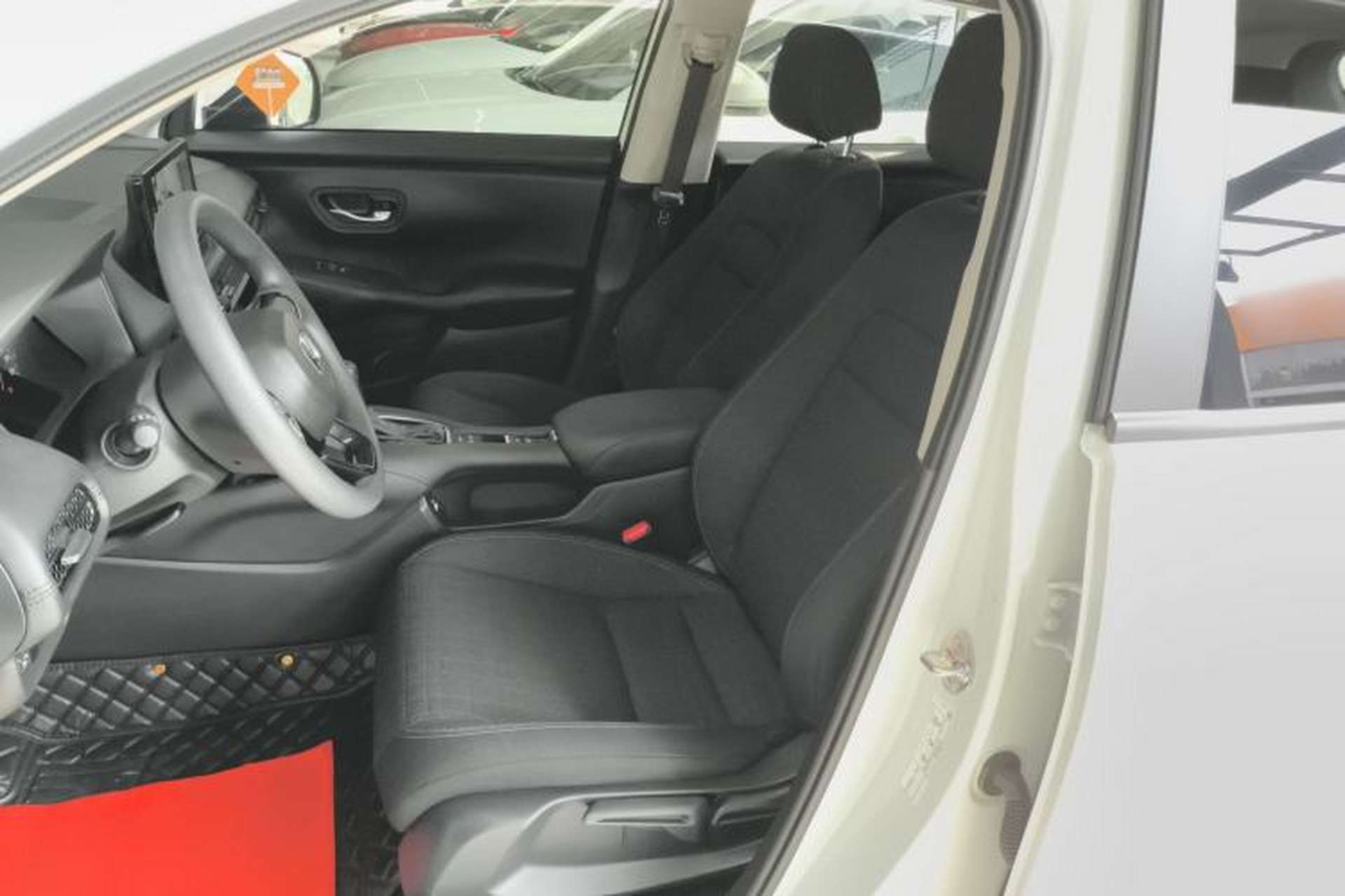 Used Honda ZR-V 2022 1.5T CVT Elite Edition Left Front Seat