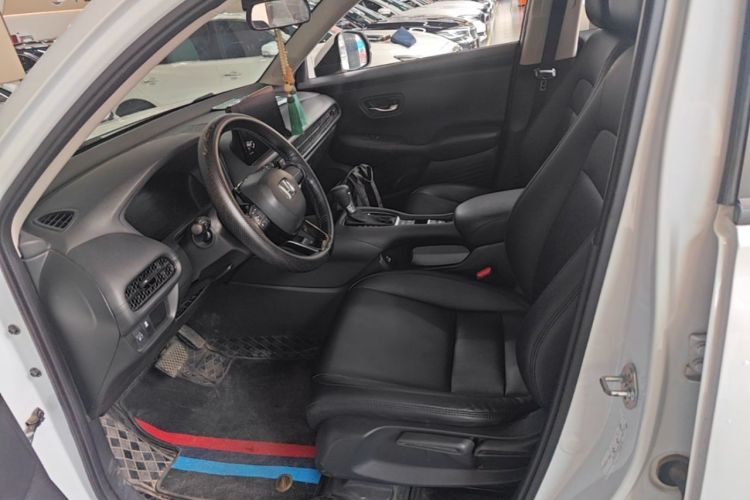 Used Honda ZR-V 2022 1.5T CVT Elite Edition Left Front Seat