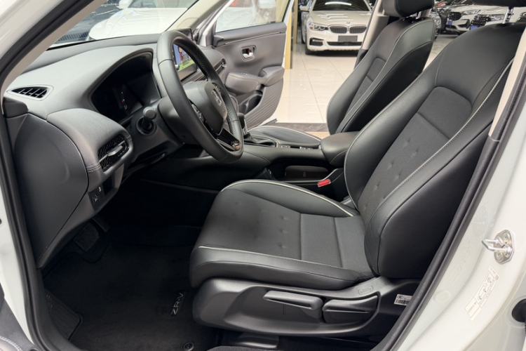 Used Honda ZR-V 2022 1.5T CVT Luxury Edition Left Front Seat