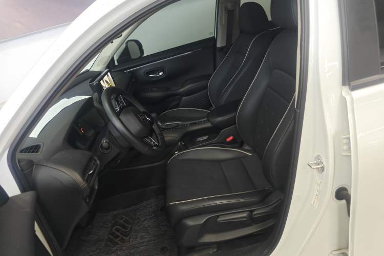 Used Honda ZR-V 2022 1.5T CVT Luxury Edition Left Front Seat