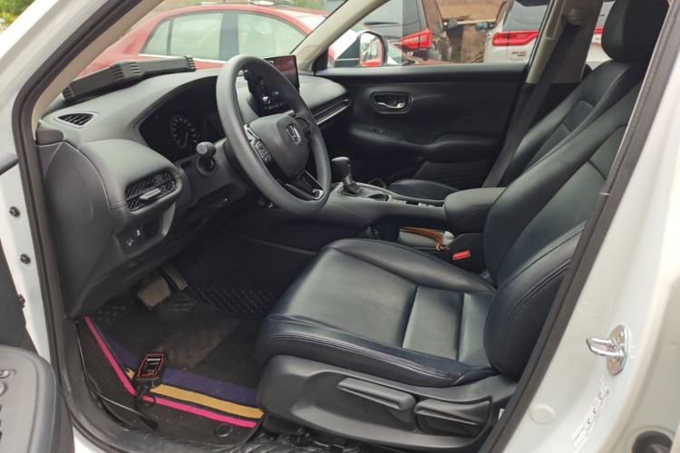 Used Honda ZR-V 2022 1.5T CVT Elite Edition Left Front Seat