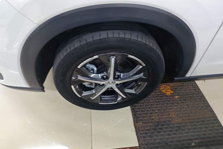 Used Honda ZR-V 2022 1.5T CVT Elite Edition Left Front Wheel Hub