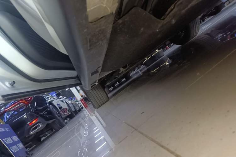 Used Honda ZR-V 2022 1.5T CVT Elite Edition Left Side Sill