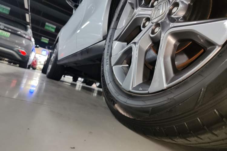Used Honda ZR-V 2022 1.5T CVT Luxury Edition Left Side Sill