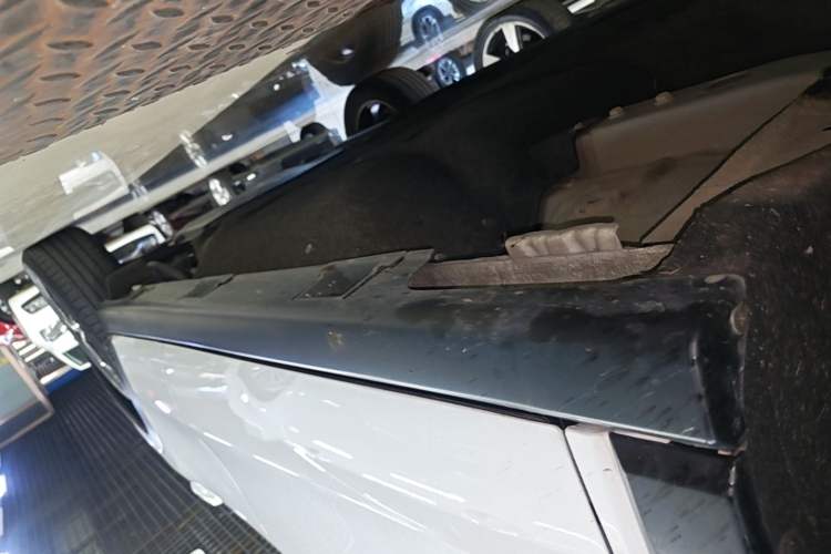 Used Honda ZR-V 2022 1.5T CVT Elite Edition Left Side Sill