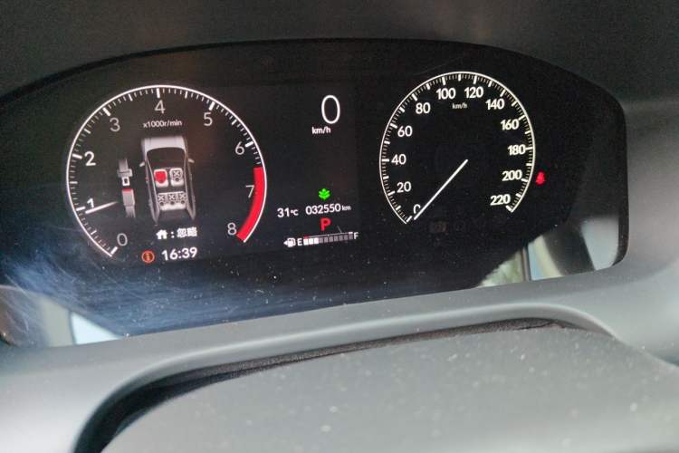 Used Honda ZR-V 2022 1.5T CVT Elite Edition Odometer Close Up