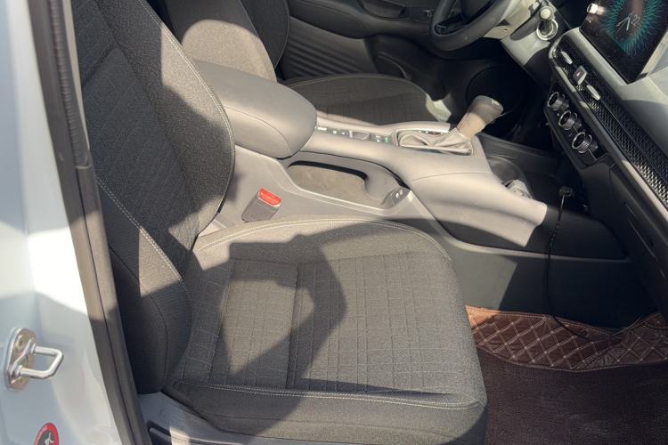 Used Honda ZR-V 2022 1.5T CVT Elite Edition Right Front Seat