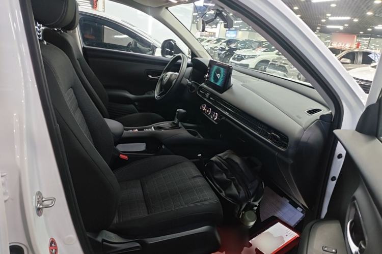 Used Honda ZR-V 2022 1.5T CVT Elite Edition Right Front Seat