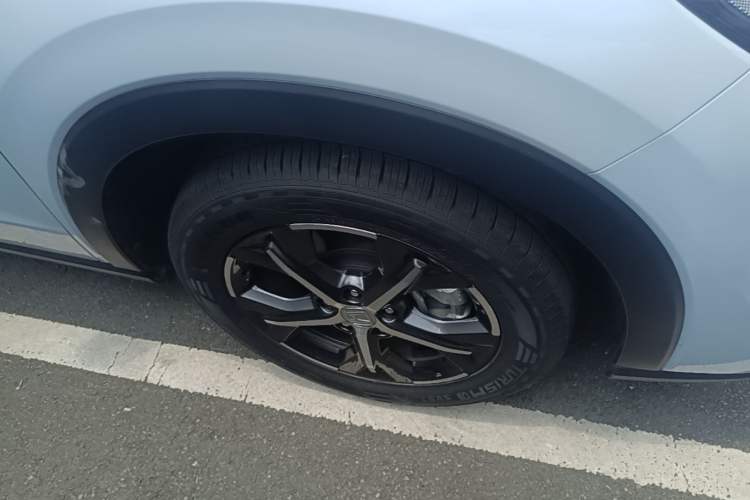 Used Honda ZR-V 2022 1.5T CVT Elite Edition Right Front Wheel Hub