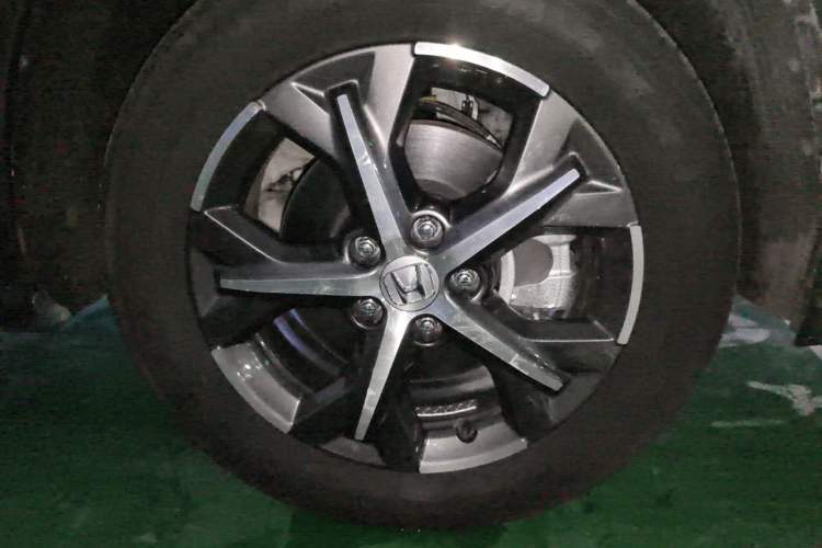 Used Honda ZR-V 2022 1.5T CVT Elite Edition Right Front Wheel Hub