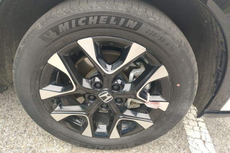 Used Honda ZR-V 2022 1.5T CVT Deluxe Edition Right Front Wheel Hub