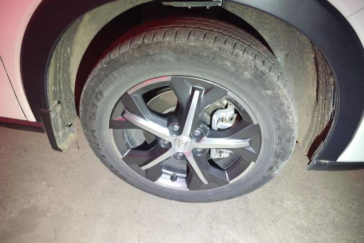 Used Honda ZR-V 2022 1.5T CVT Elite Edition Right Front Wheel Hub