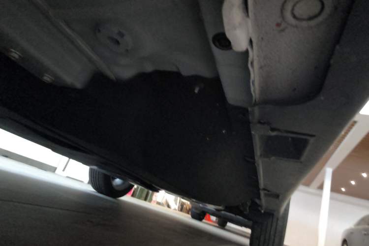 Used Honda ZR-V 2022 1.5T CVT Luxury Edition Right Side Sill
