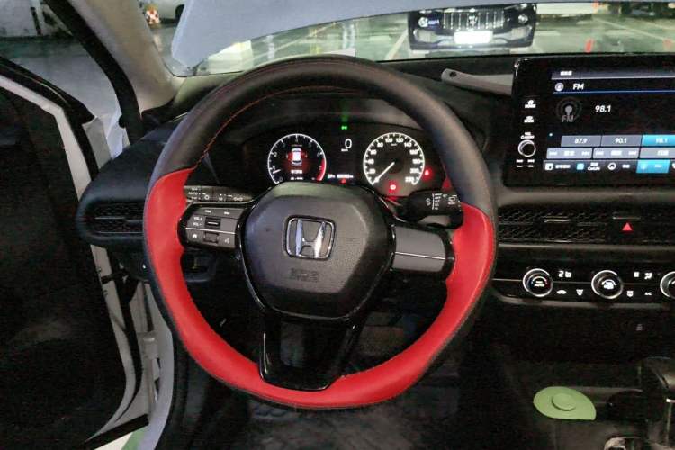Used Honda ZR-V 2022 1.5T CVT Elite Edition Steering Wheel