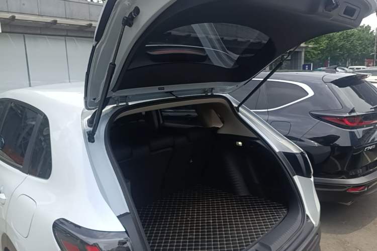 Used Honda ZR-V 2022 1.5T CVT Elite Edition Trunk