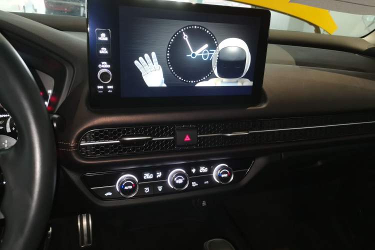 Used Honda ZR-V 2022 1.5T CVT Deluxe Edition Audio And AC Panel