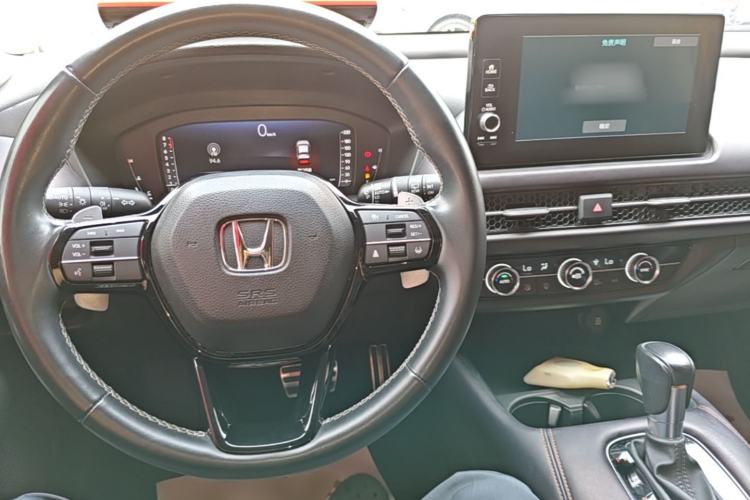 Used Honda ZR-V 2022 1.5T CVT Deluxe Edition Center Console