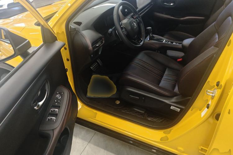 Used Honda ZR-V 2022 1.5T CVT Deluxe Edition Driver Seat