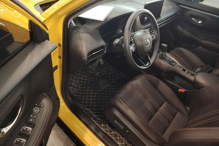 Used Honda ZR-V 2022 1.5T CVT Deluxe Edition Driver Seat