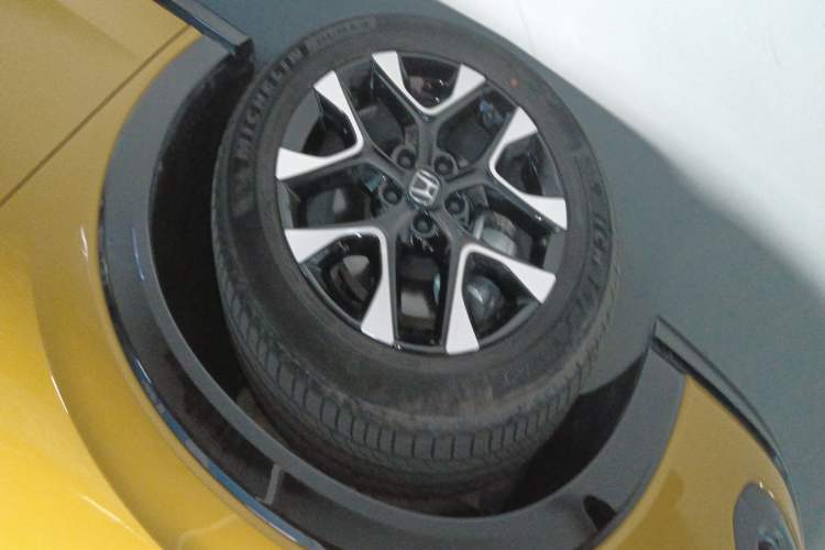 Used Honda ZR-V 2022 1.5T CVT Deluxe Edition Exterior 2