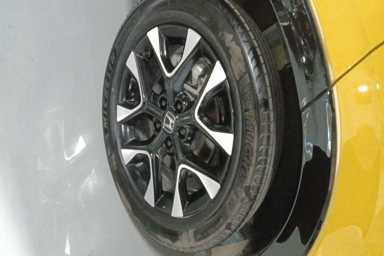 Used Honda ZR-V 2022 1.5T CVT Deluxe Edition Exterior 4