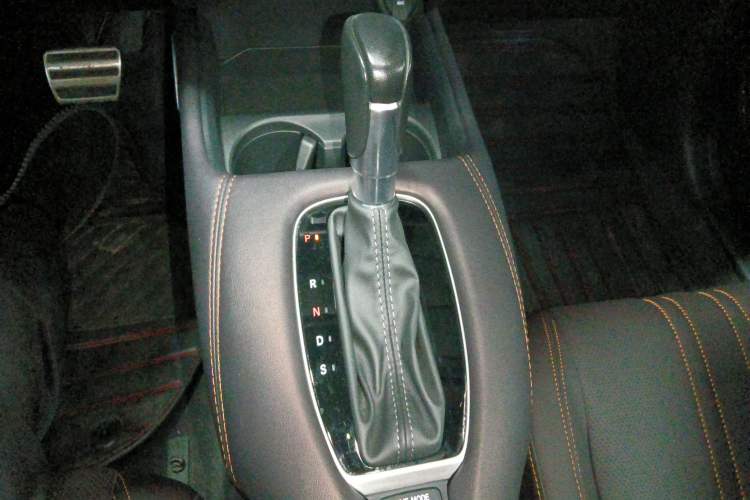 Used Honda ZR-V 2022 1.5T CVT Deluxe Edition Gear Lever