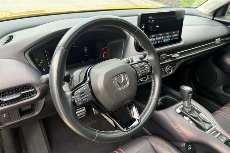 Used Honda ZR-V 2022 1.5T CVT Deluxe Edition Interior 3
