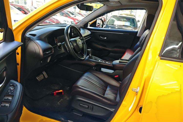 Used Honda ZR-V 2022 1.5T CVT Deluxe Edition Interior 3