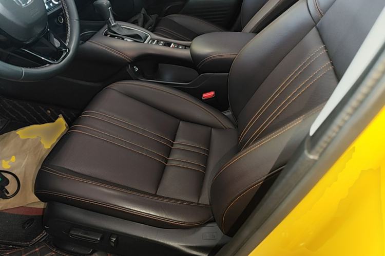 Used Honda ZR-V 2022 1.5T CVT Deluxe Edition Left Front Seat