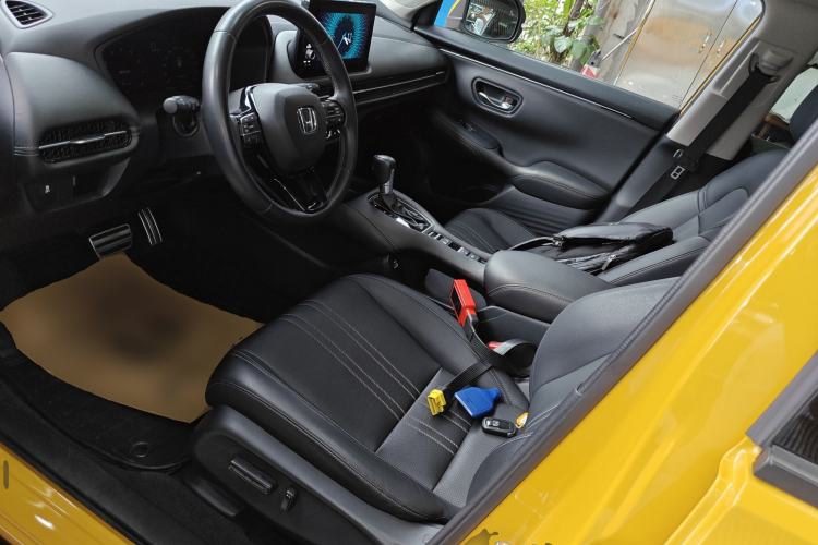 Used Honda ZR-V 2022 1.5T CVT Deluxe Edition Left Front Seat