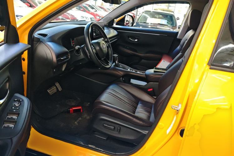 Used Honda ZR-V 2022 1.5T CVT Deluxe Edition Left Front Seat