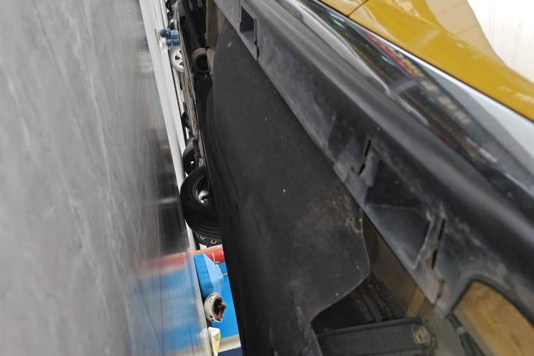 Used Honda ZR-V 2022 1.5T CVT Deluxe Edition Left Side Sill