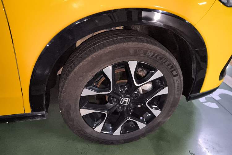 Used Honda ZR-V 2022 1.5T CVT Deluxe Edition Right Front Wheel Hub