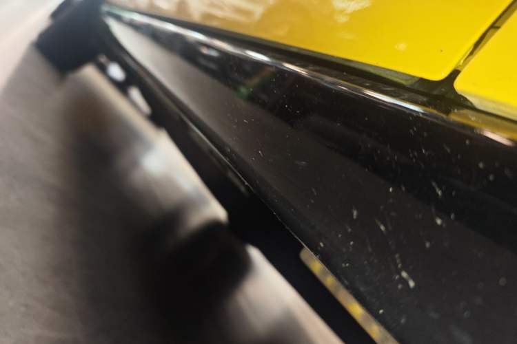 Used Honda ZR-V 2022 1.5T CVT Deluxe Edition Right Side Sill