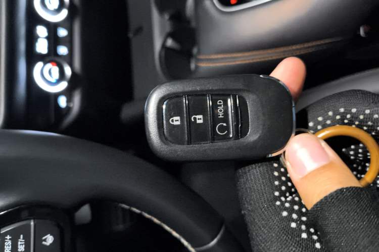 Used Honda ZR-V 2022 1.5T CVT Deluxe Edition Vehicle Key