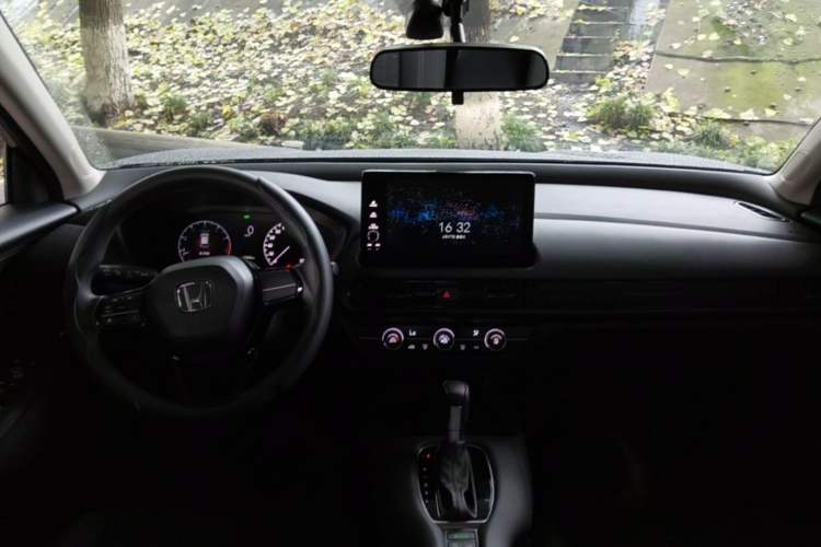Used Honda ZR-V 2023 1.5T CVT Tech Edition Center Console
