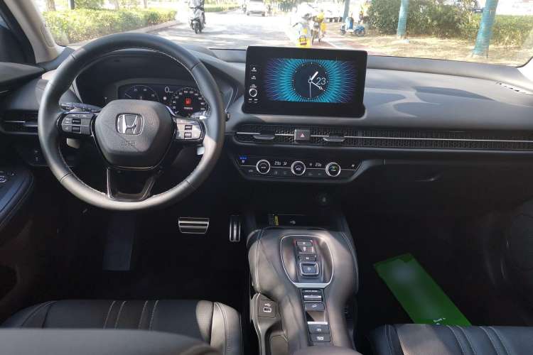 Used Honda ZR-V 2023 2.0L eHEV Sharp - Deluxe Edition Center Console