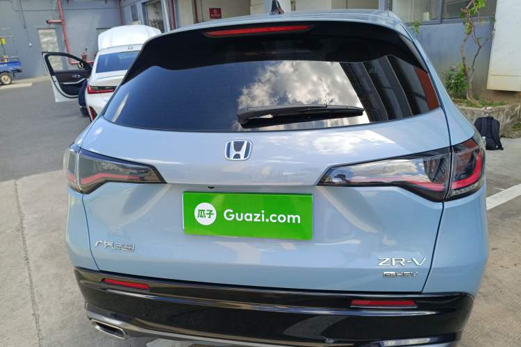 Used Honda ZR-V 2023 2.0L eHEV Sharp - Deluxe Edition Exterior 4