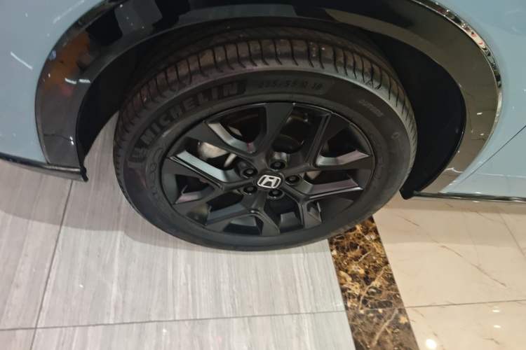 Used Honda ZR-V 2023 2.0L eHEV Sharp - Deluxe Edition Exterior 7